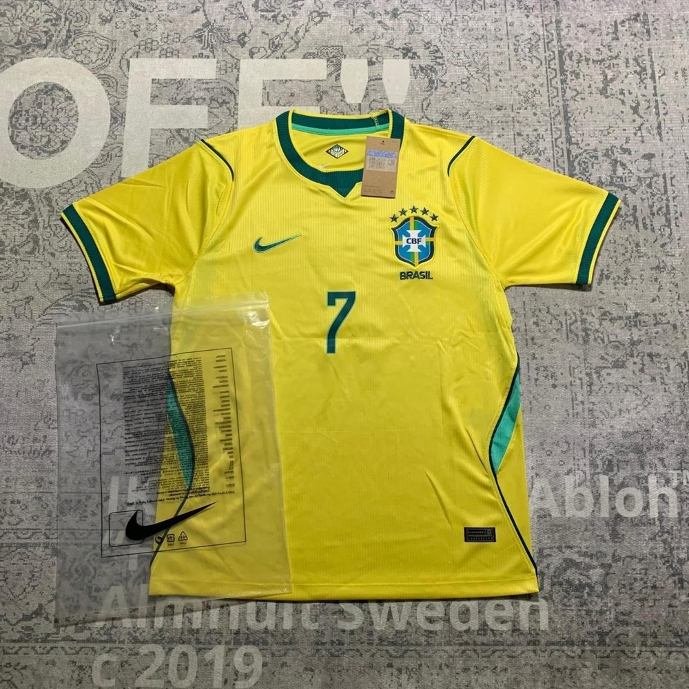 Nike Brazil Vini Jr. 7 Soccer Jersey Mens Medium Yellow New Home Kit 2024